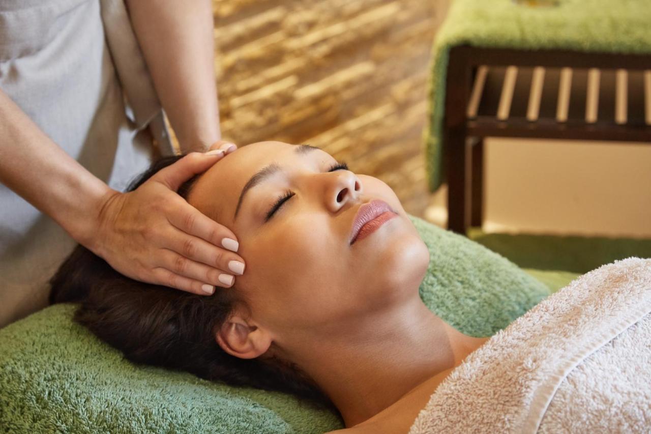 Cuckfield Ockenden Manor Hotel & Spa מראה חיצוני תמונה